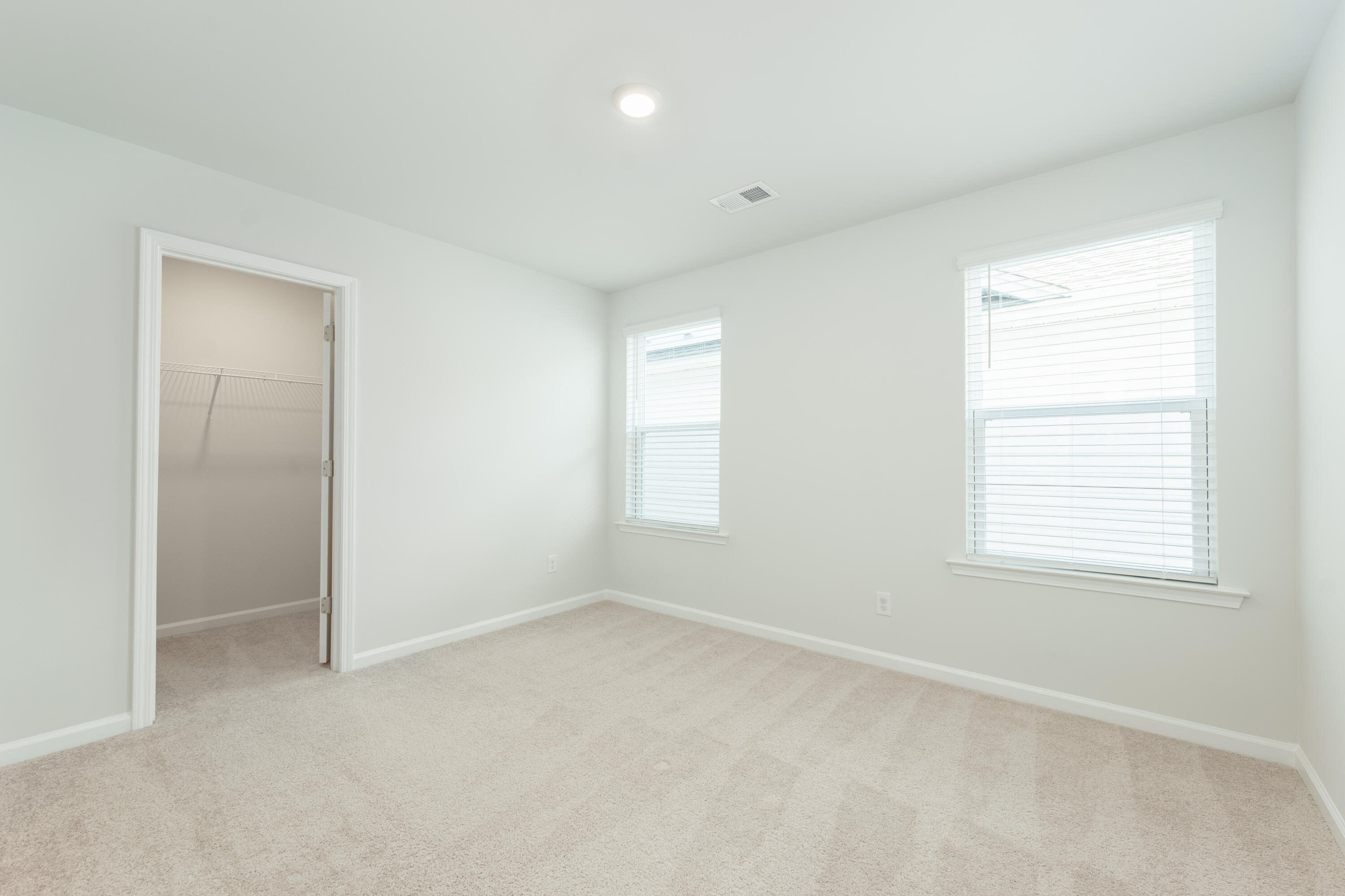 207 Oak View Way