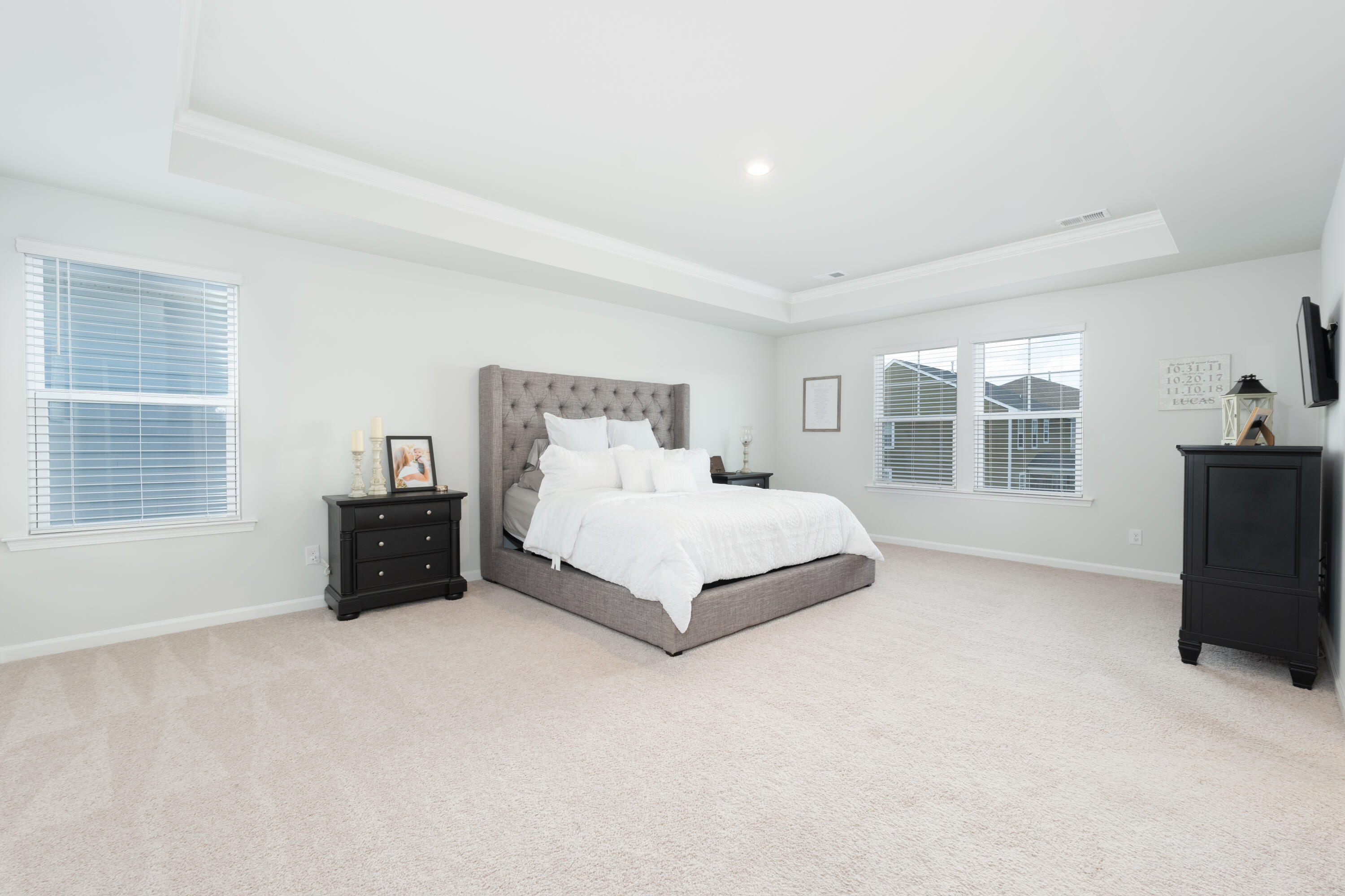 207 Oak View Way