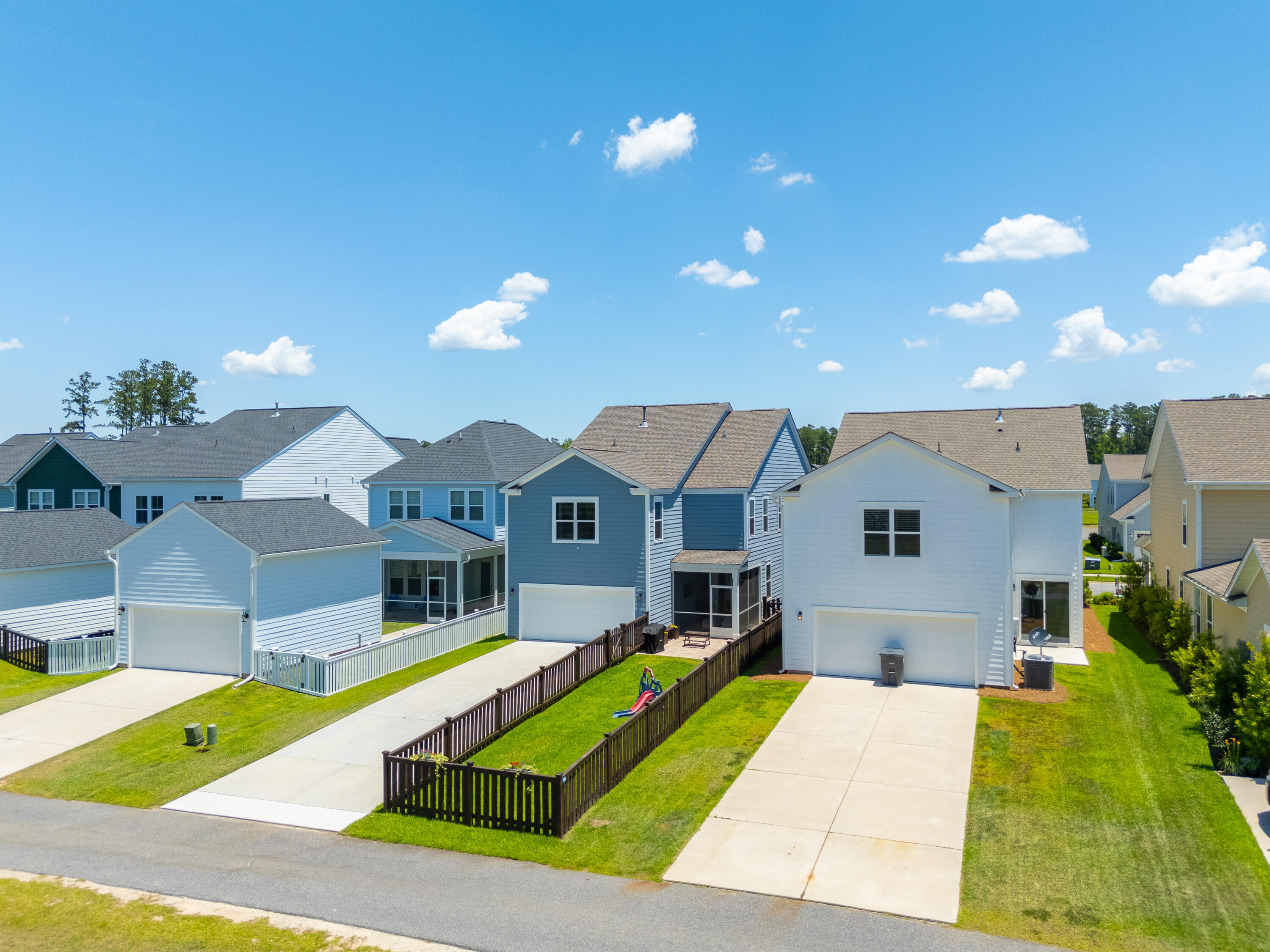 207 Oak View Way