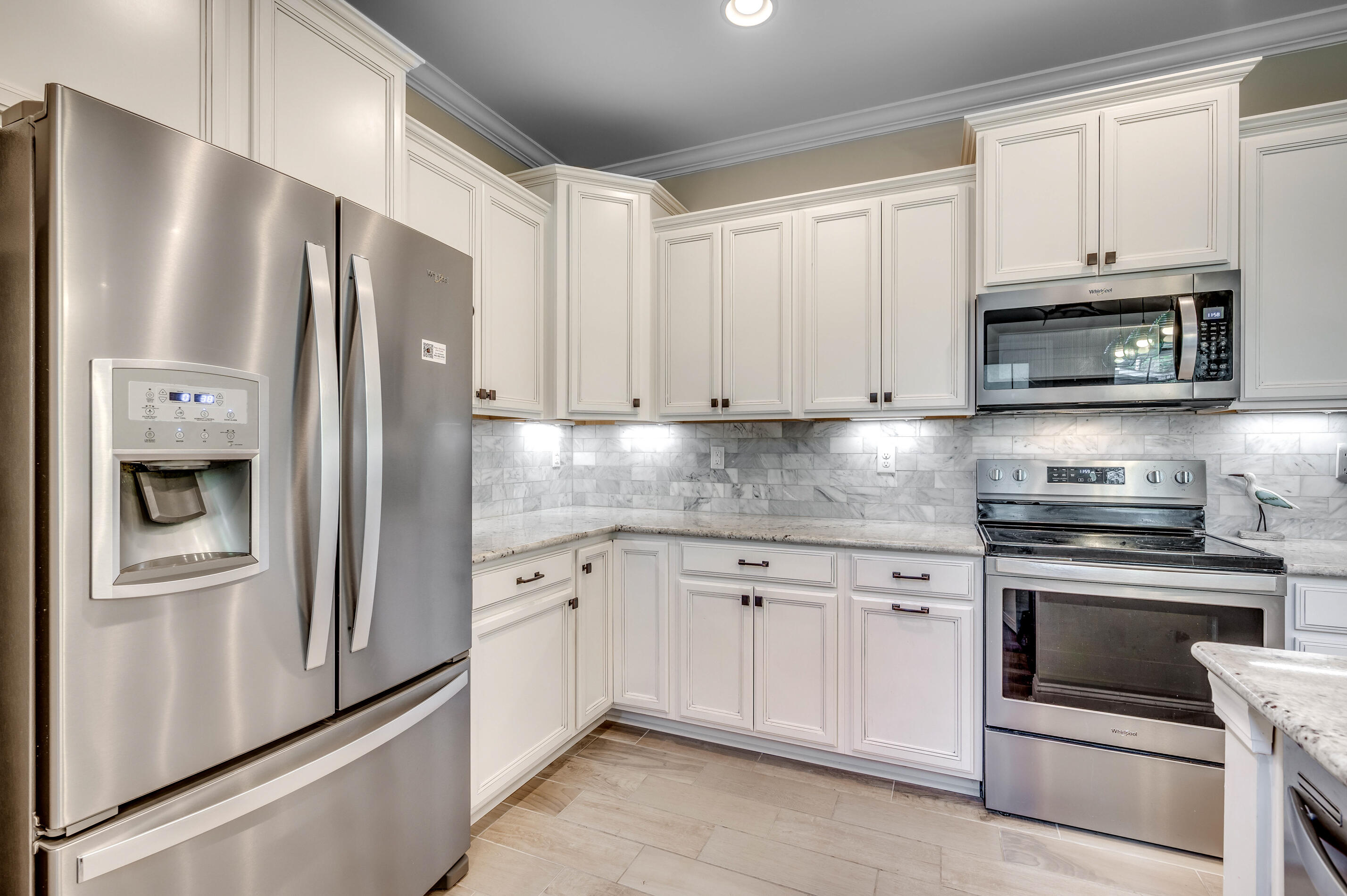 2413 Thoroughfare Drive