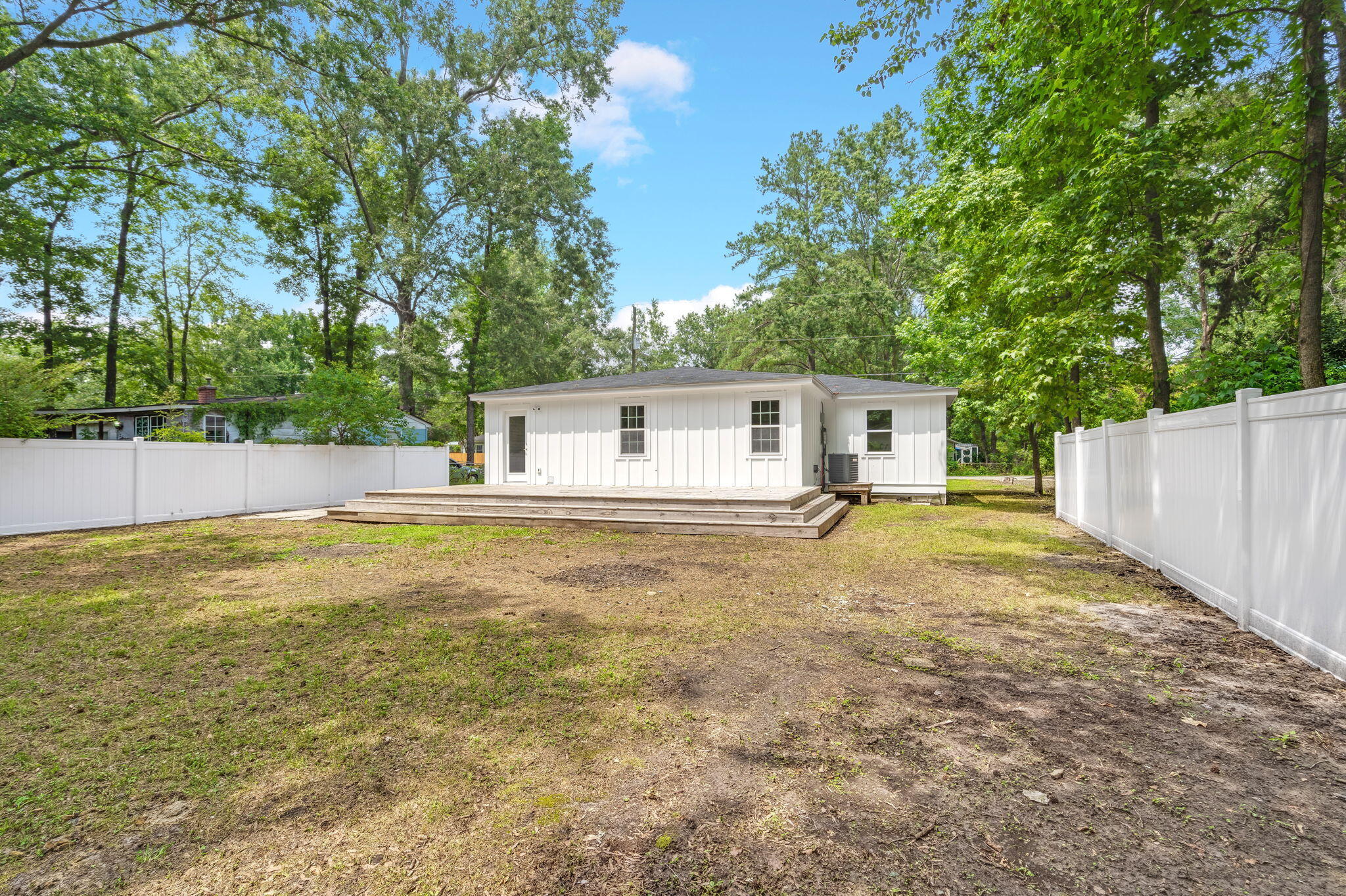 41 Stratton Dr