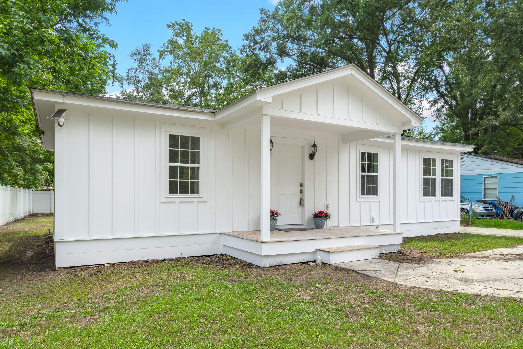 41 Stratton Dr
