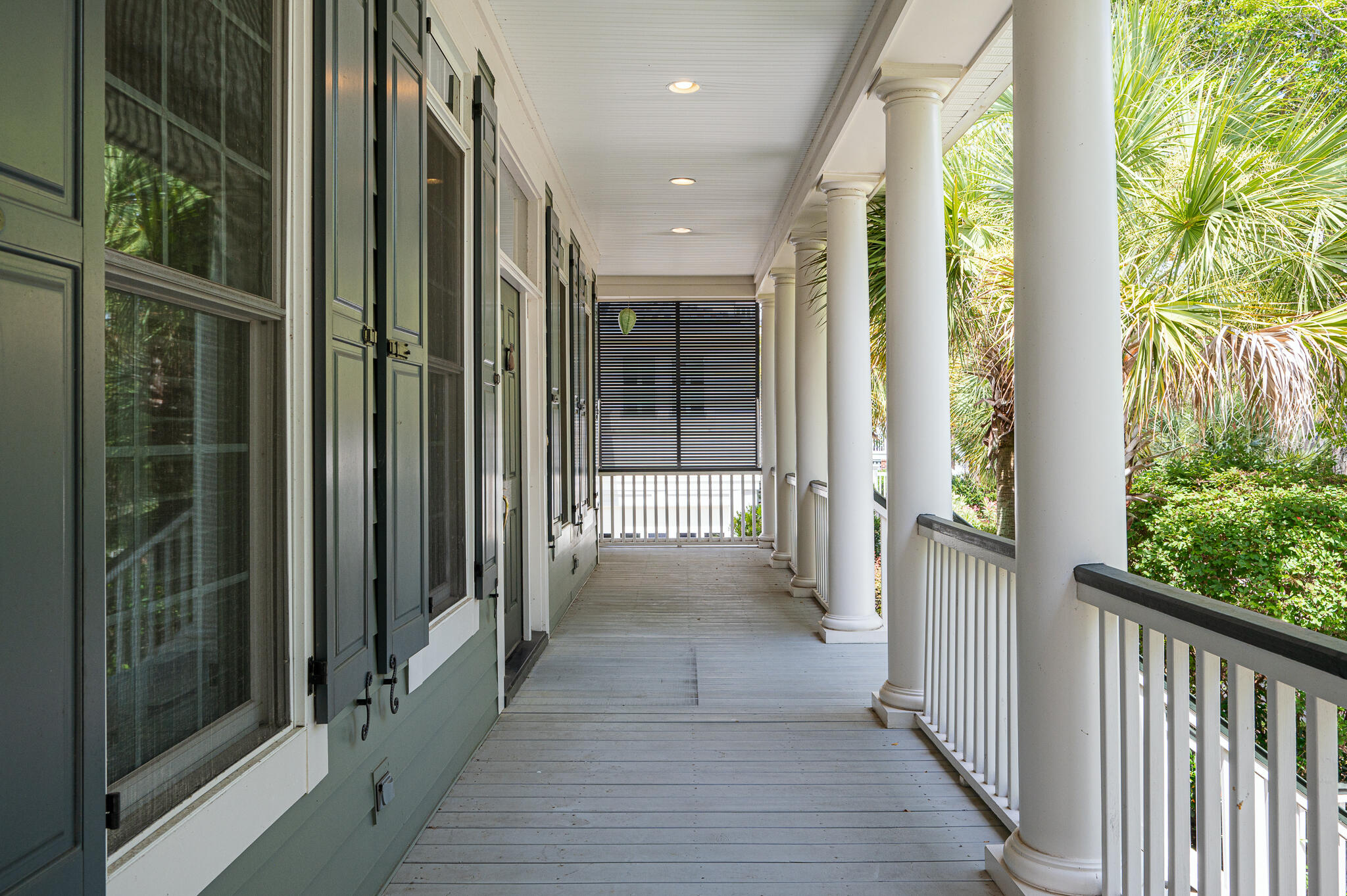 837 Dunham Street