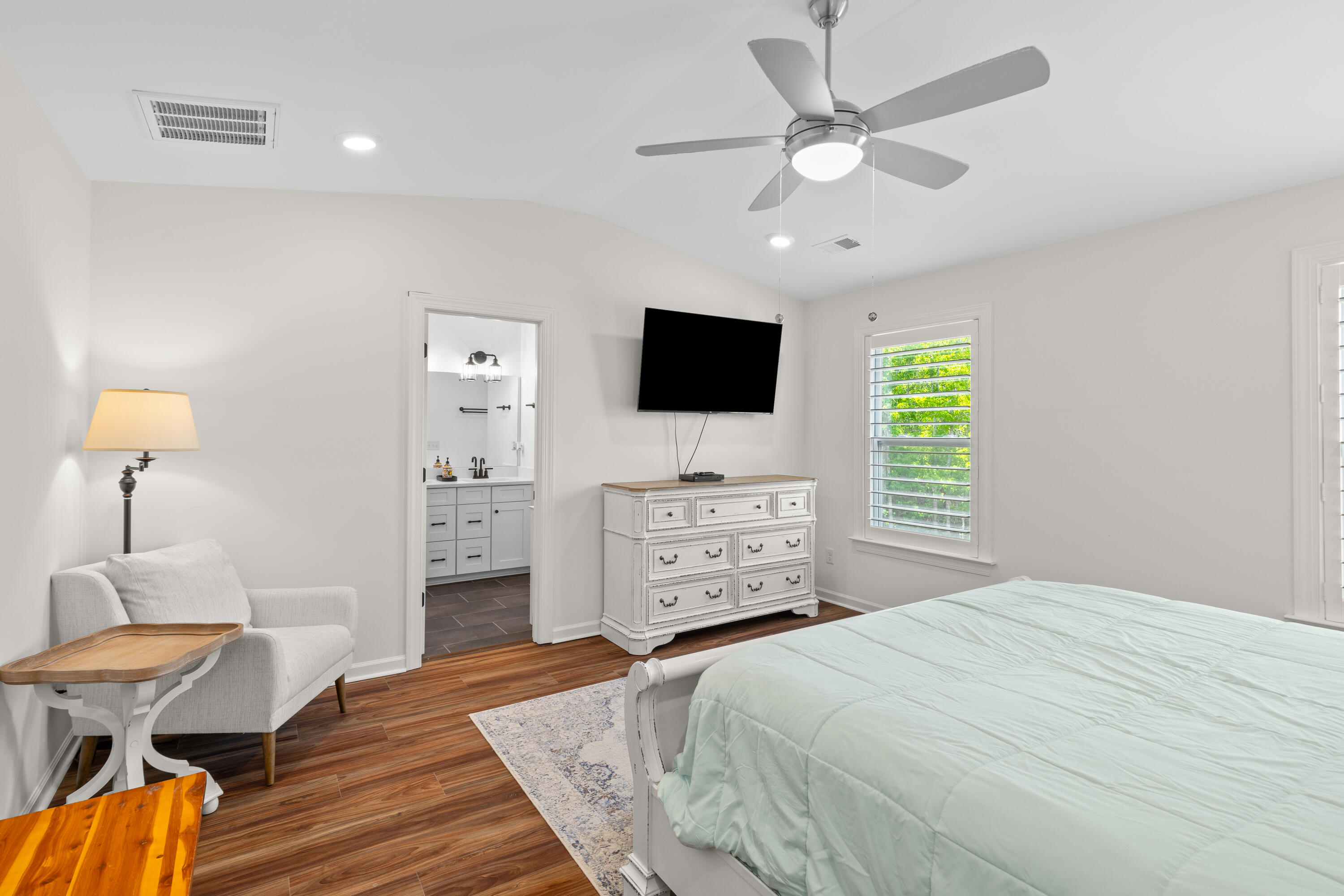 1421 Widows Court