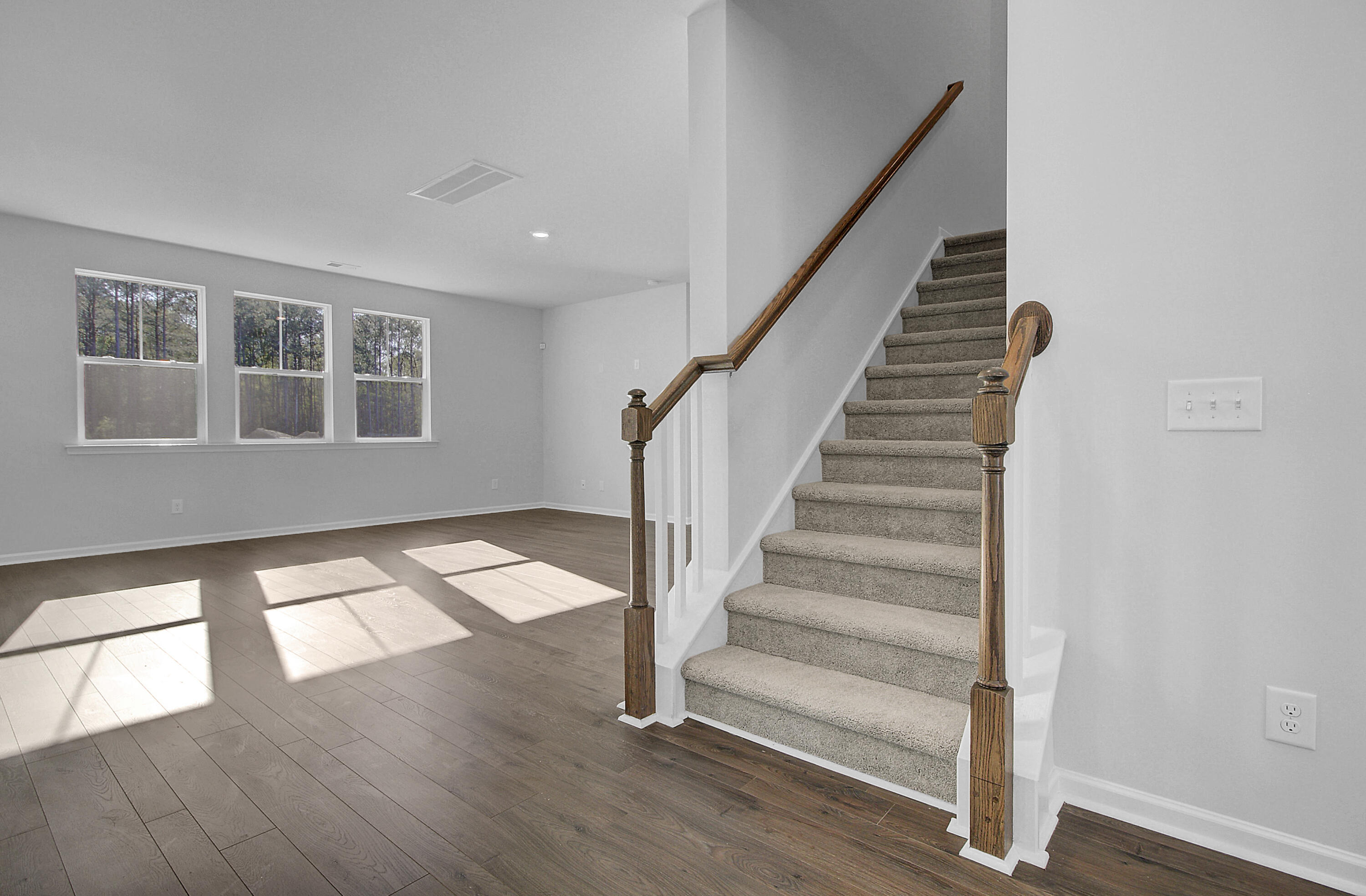 2047 Longhorn Lane