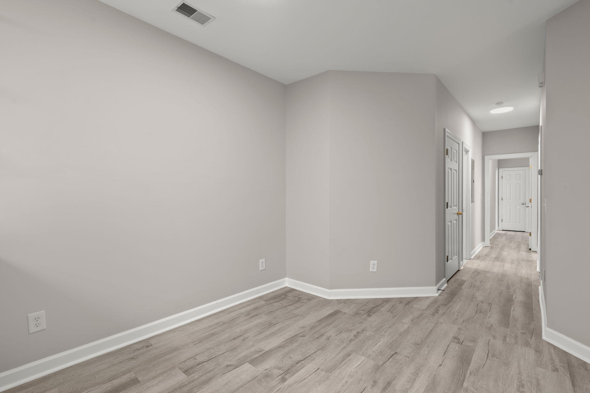 1325 Kingsford Lane