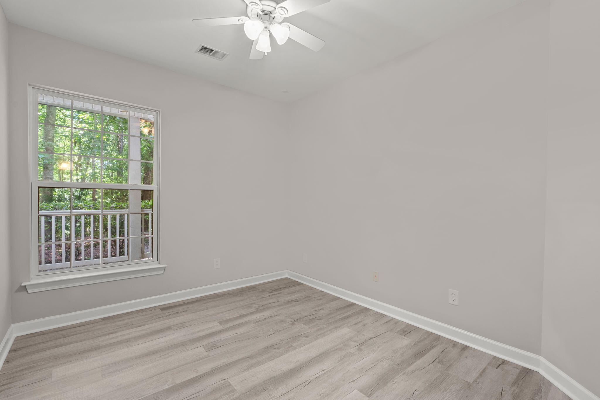 1325 Kingsford Lane