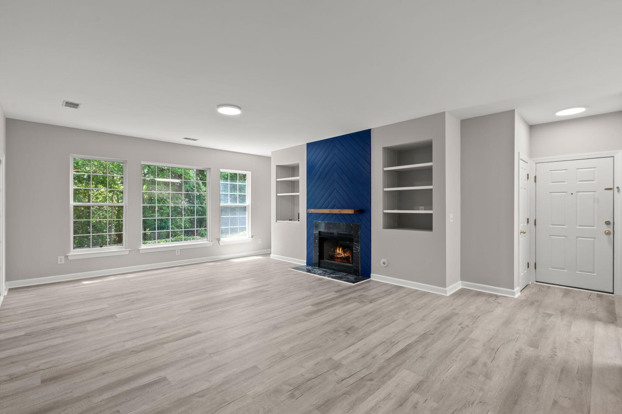 1325 Kingsford Lane