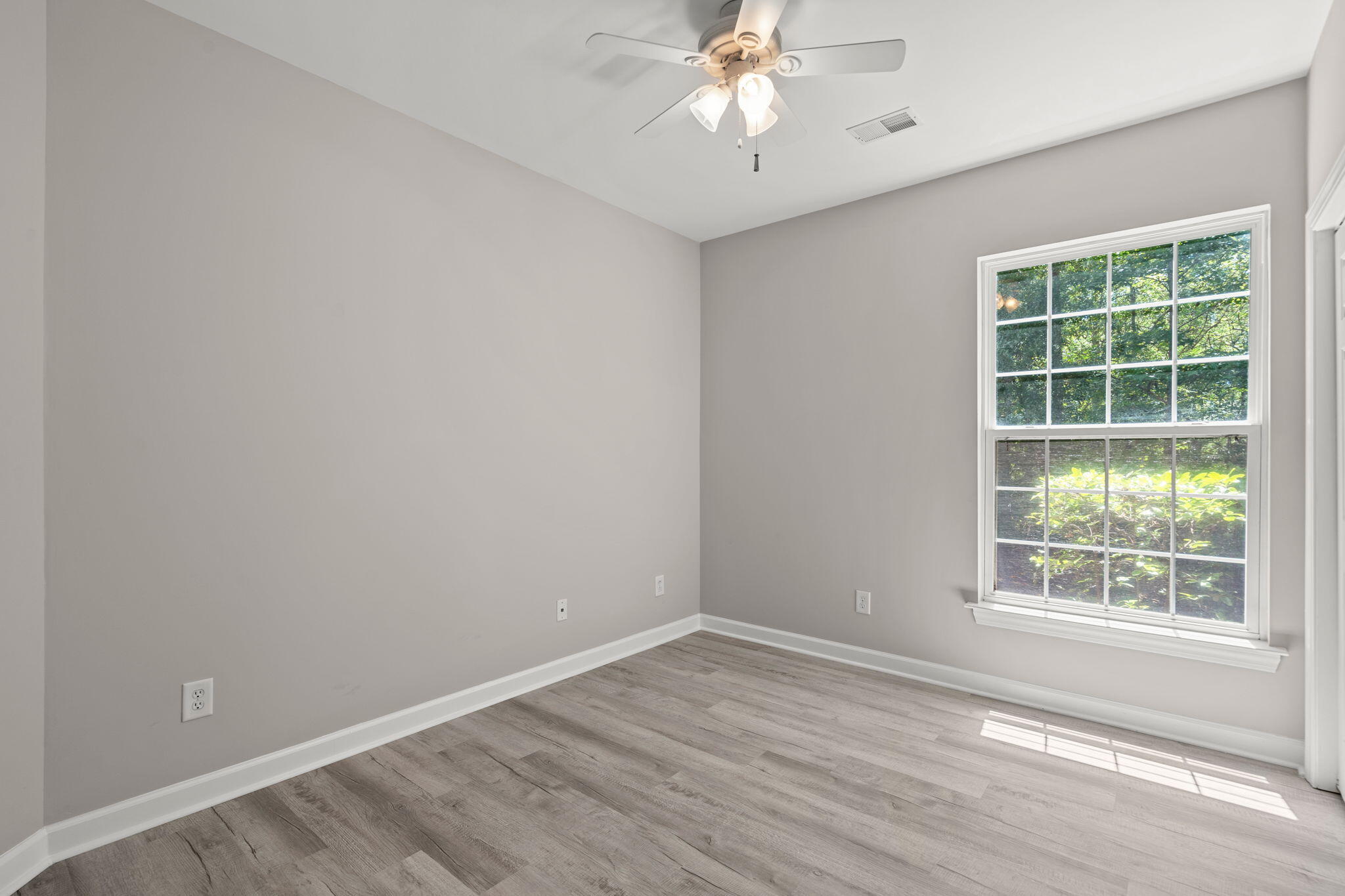 1325 Kingsford Lane