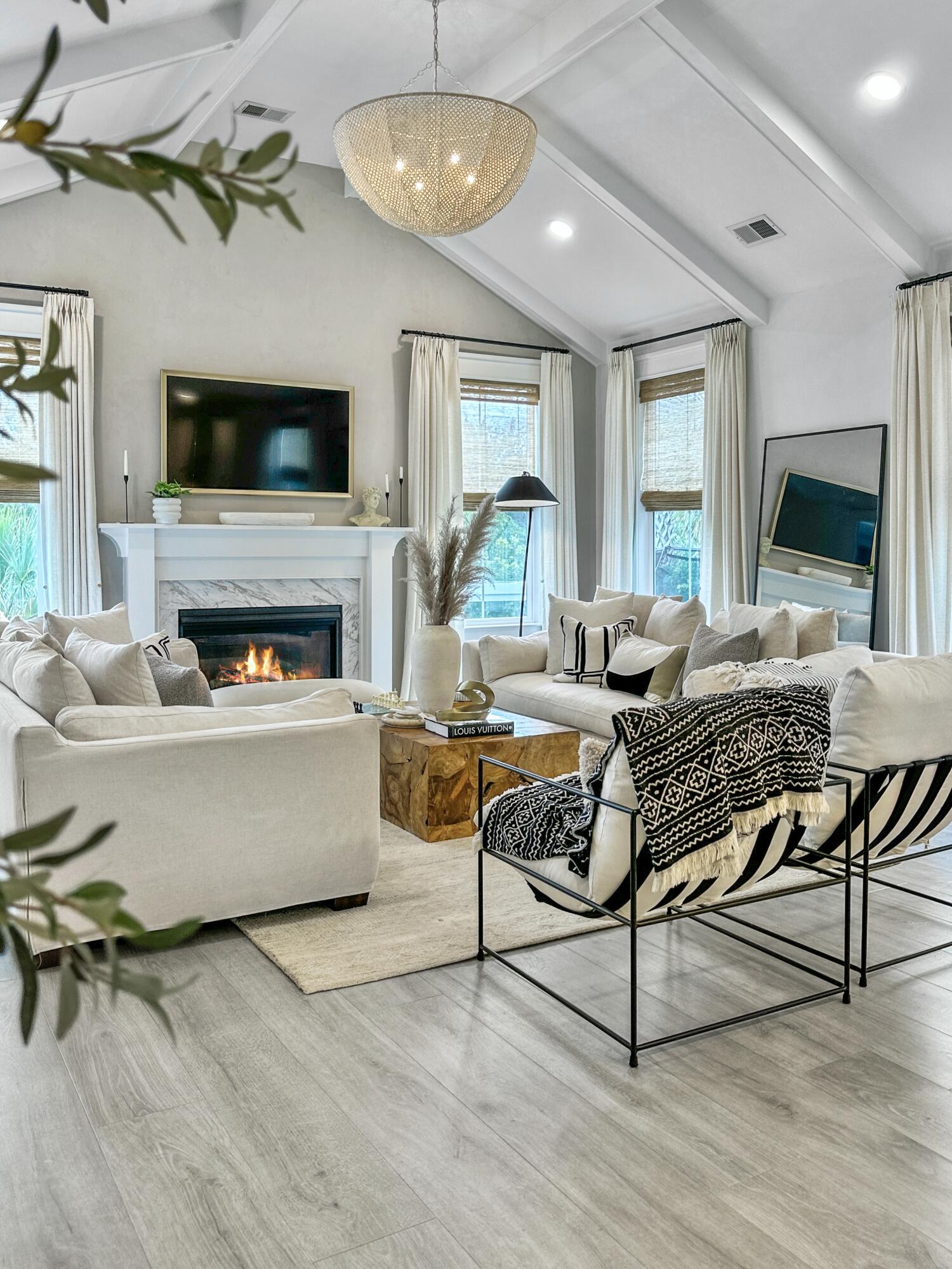 2125 Sandy Point Lane