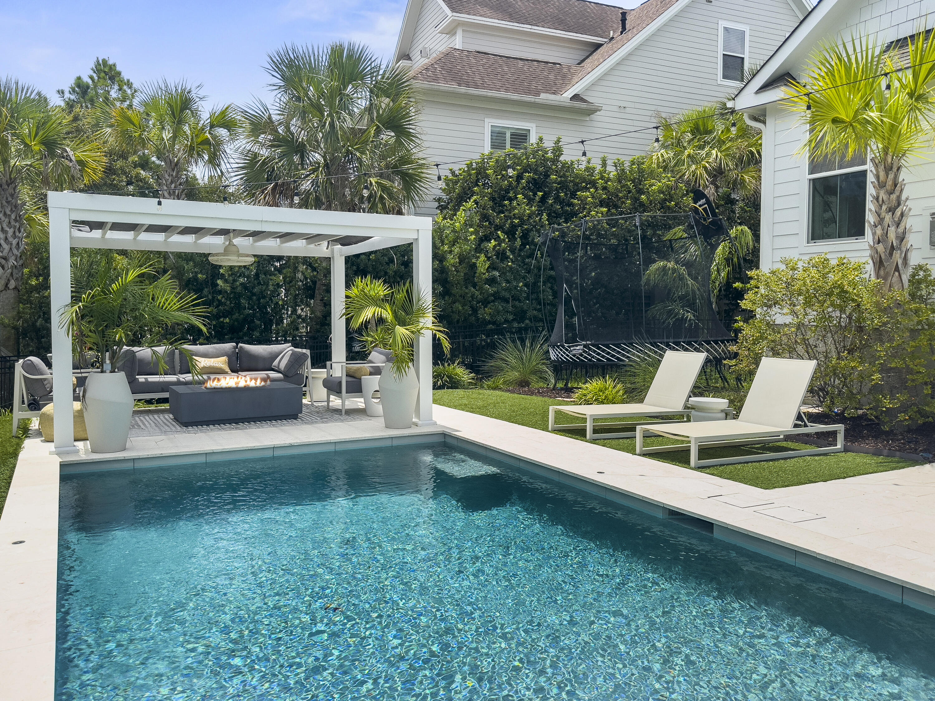 2125 Sandy Point Lane