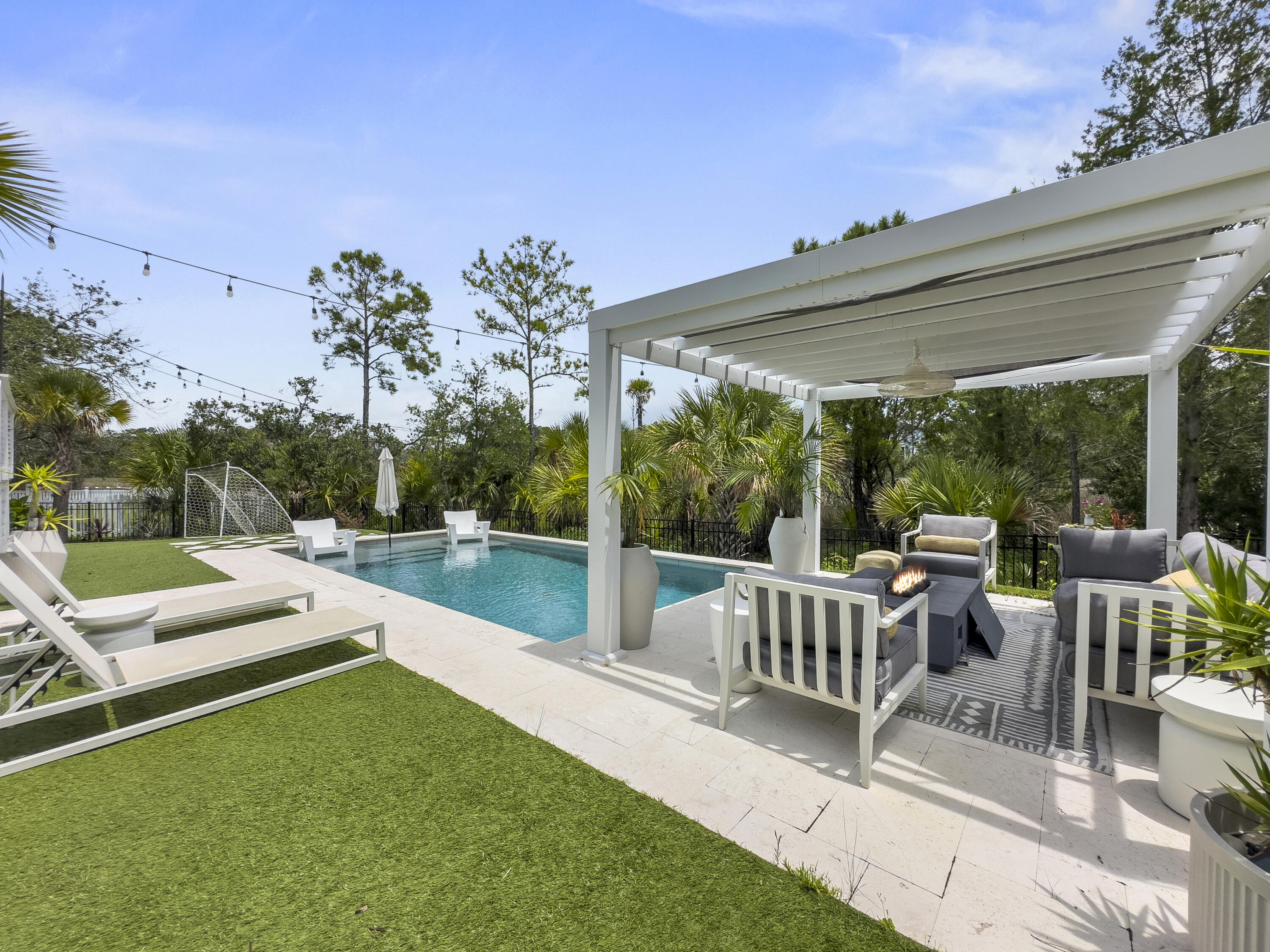 2125 Sandy Point Lane