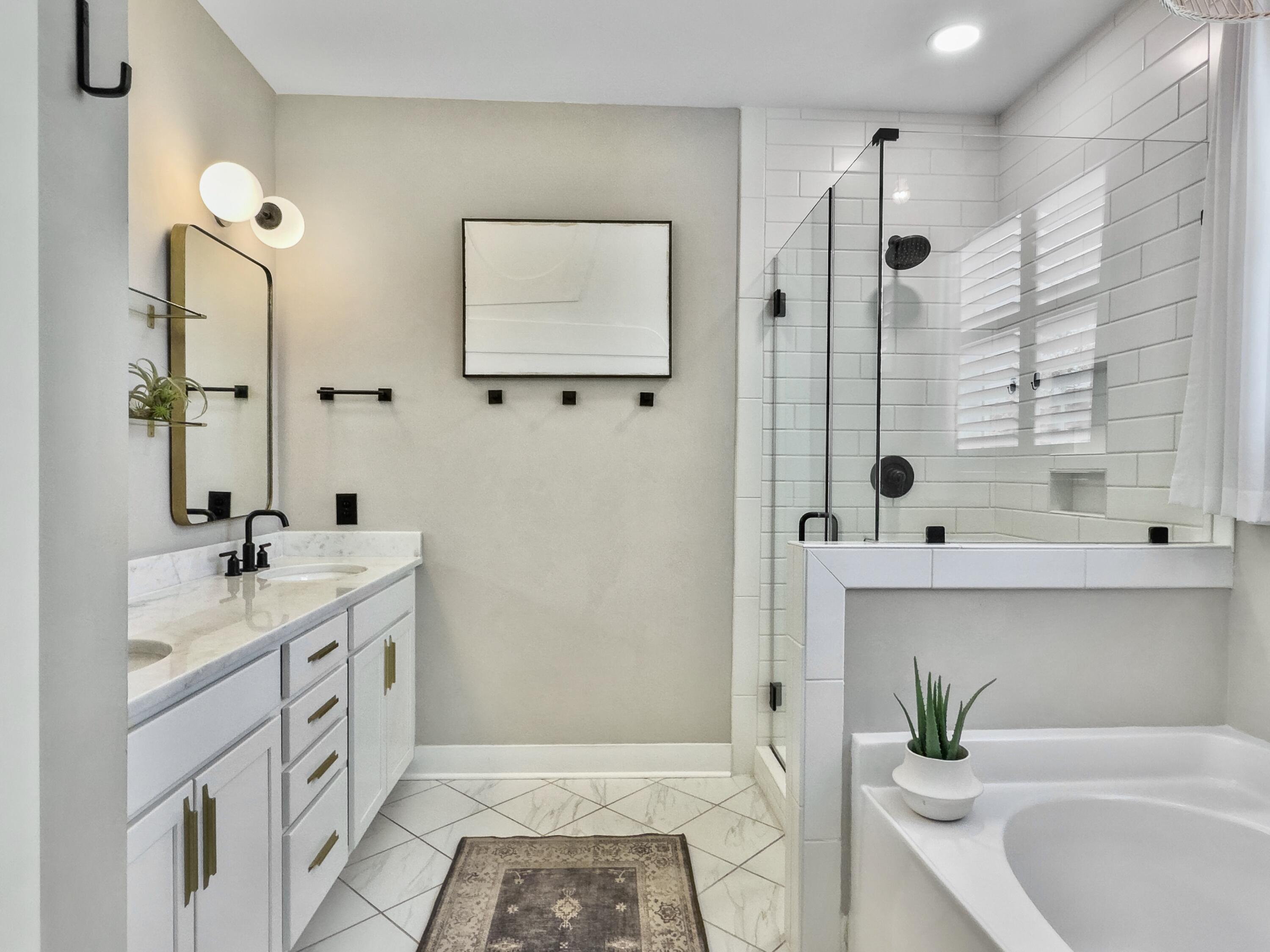 2125 Sandy Point Lane