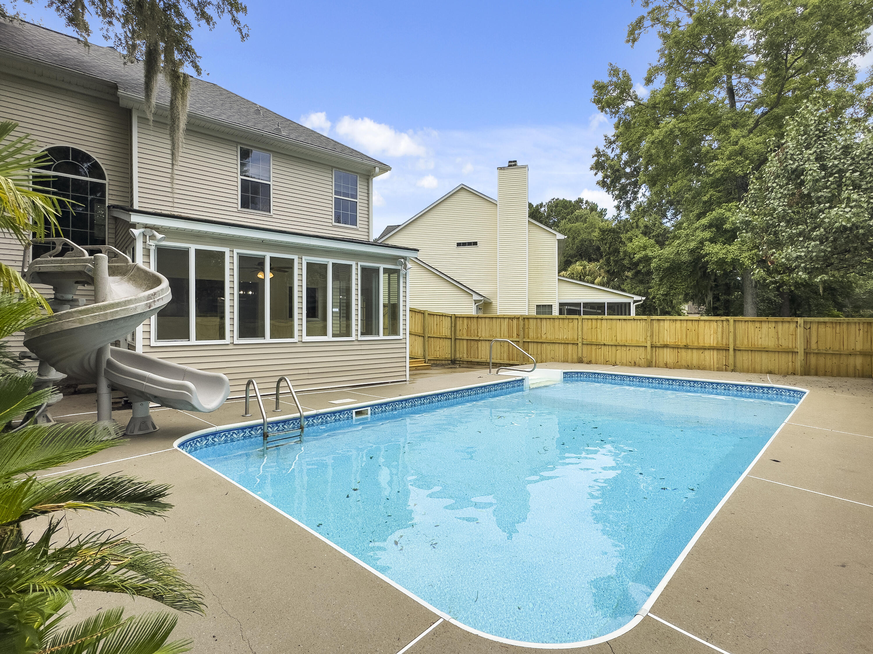 5402 Diston Court