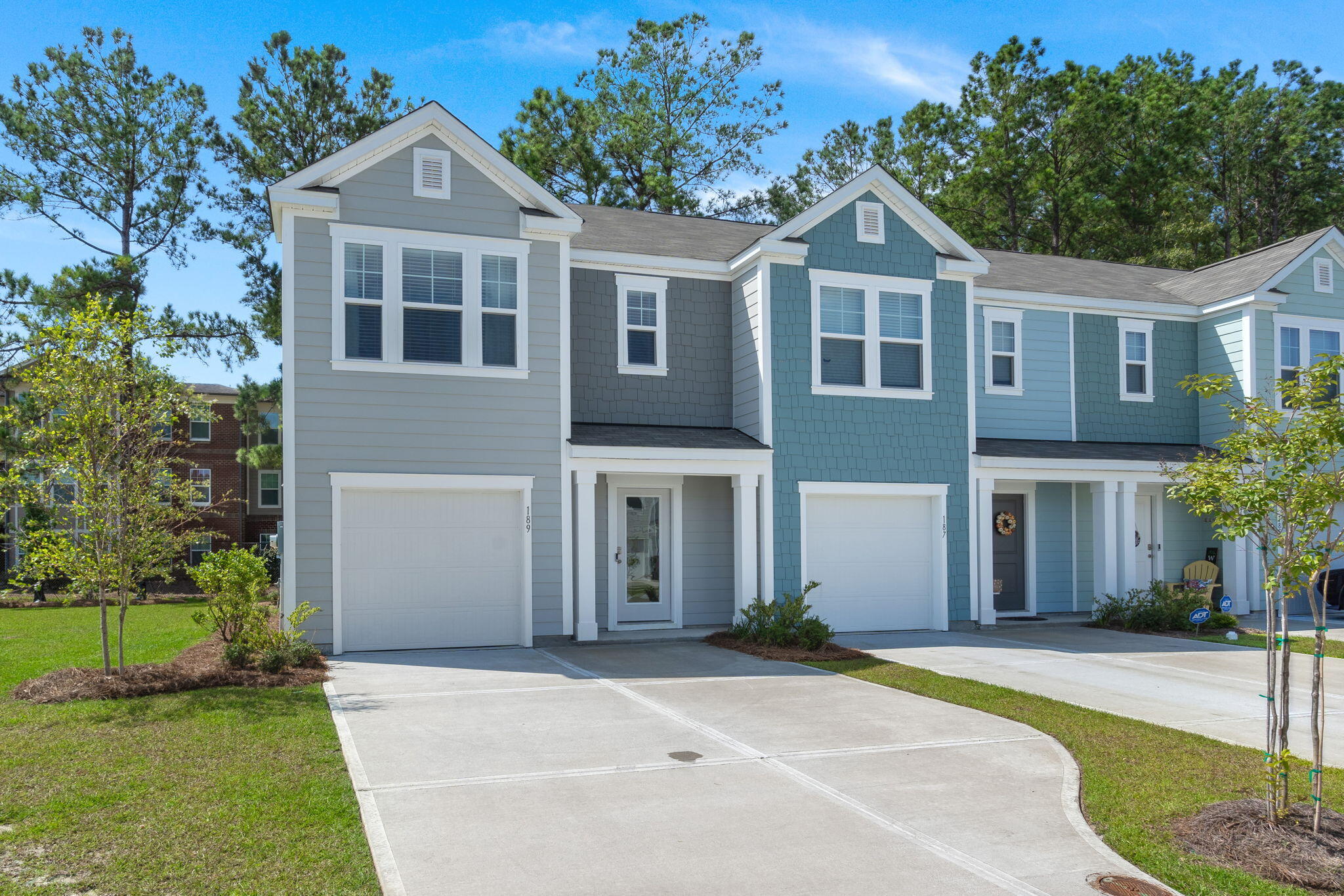 189 Orchid Bloom Circle