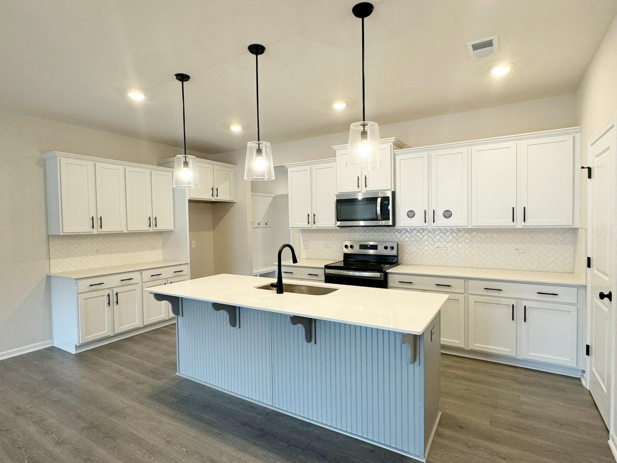 276 Surfbird Road # 411