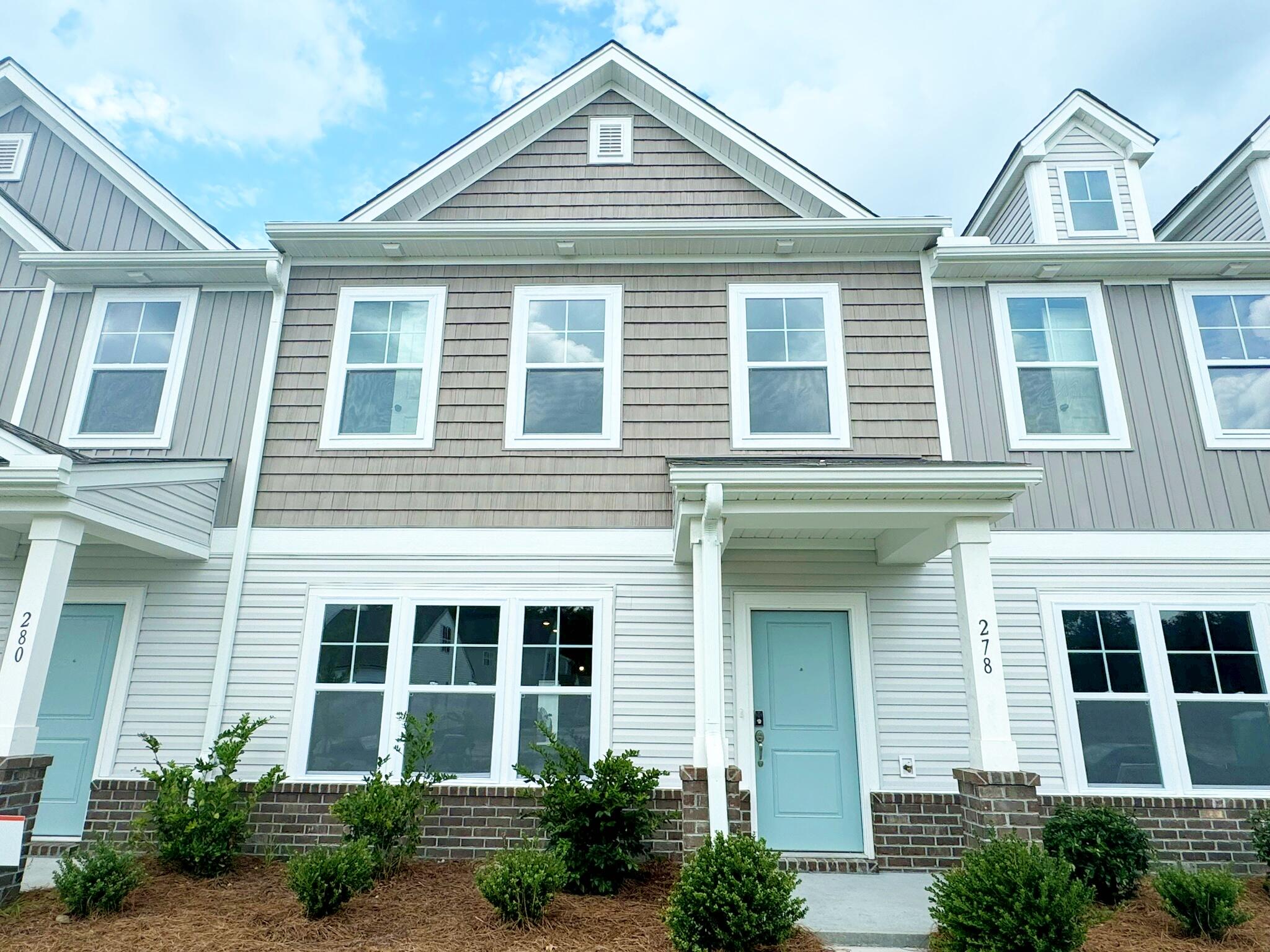 276 Surfbird Road # 411