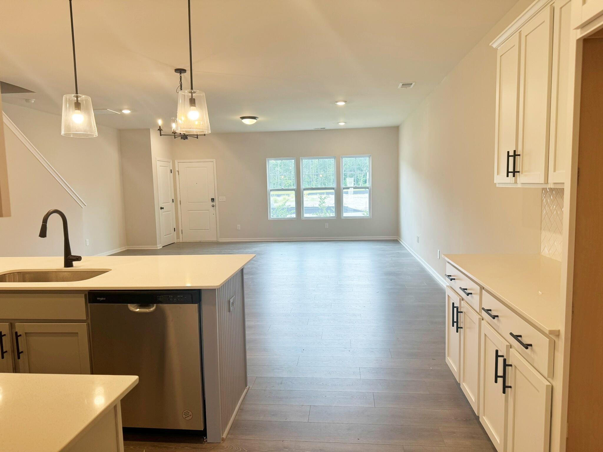 276 Surfbird Road # 411