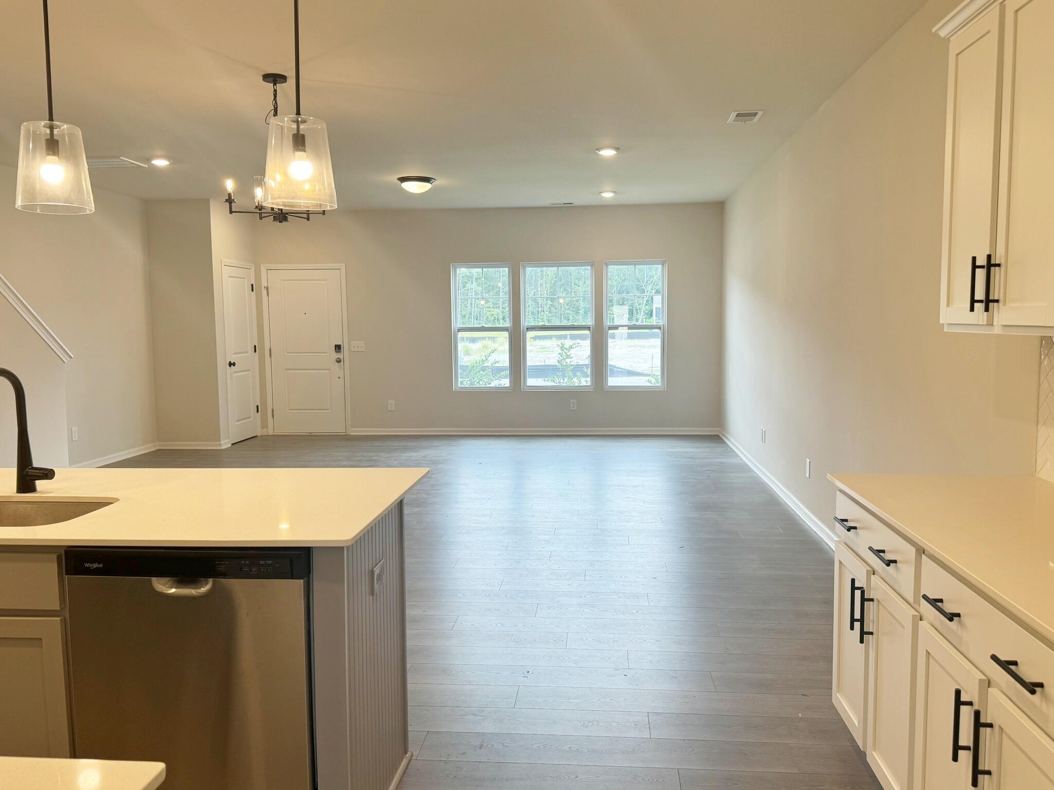276 Surfbird Road # 411