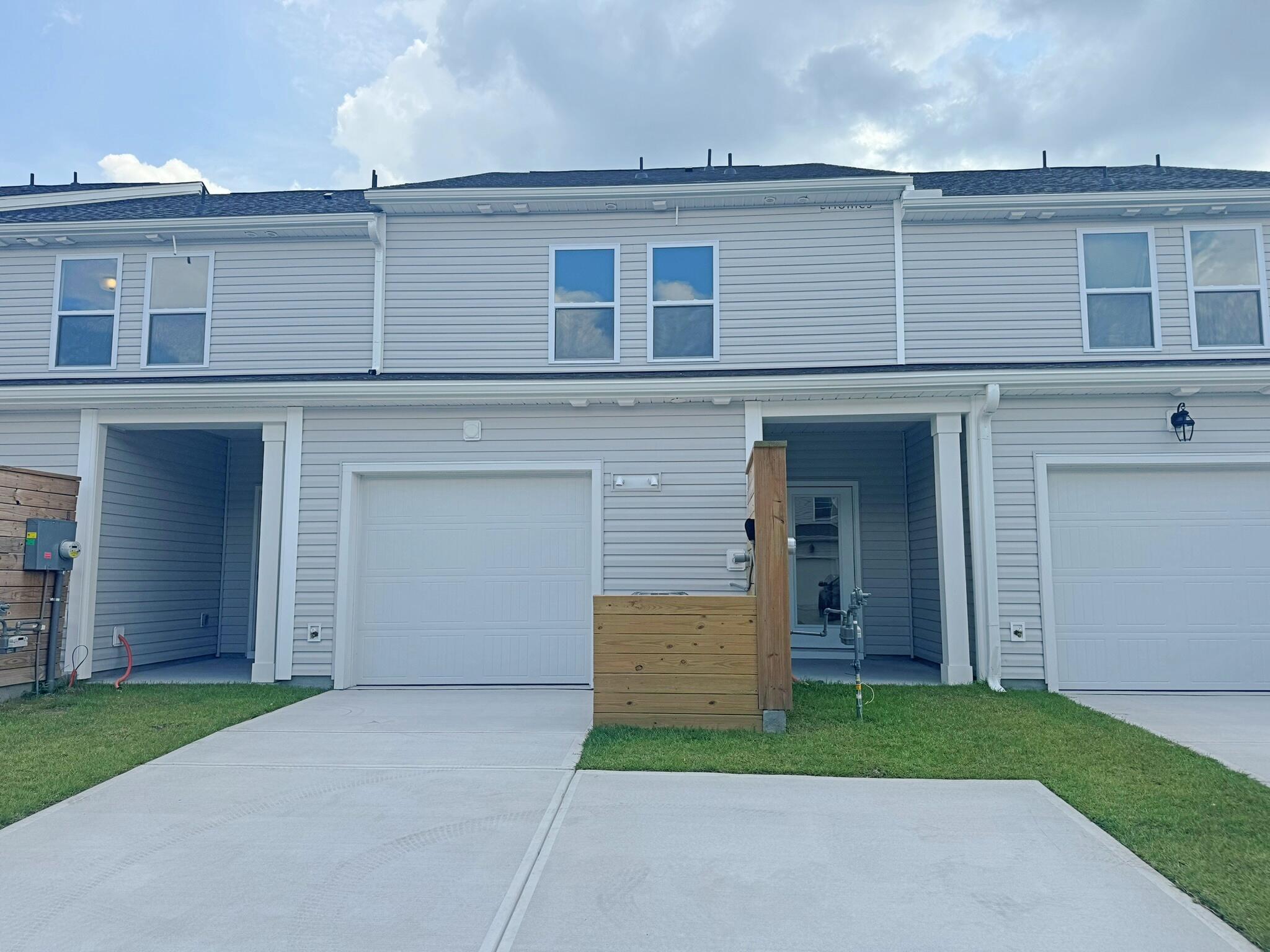 276 Surfbird Road # 411