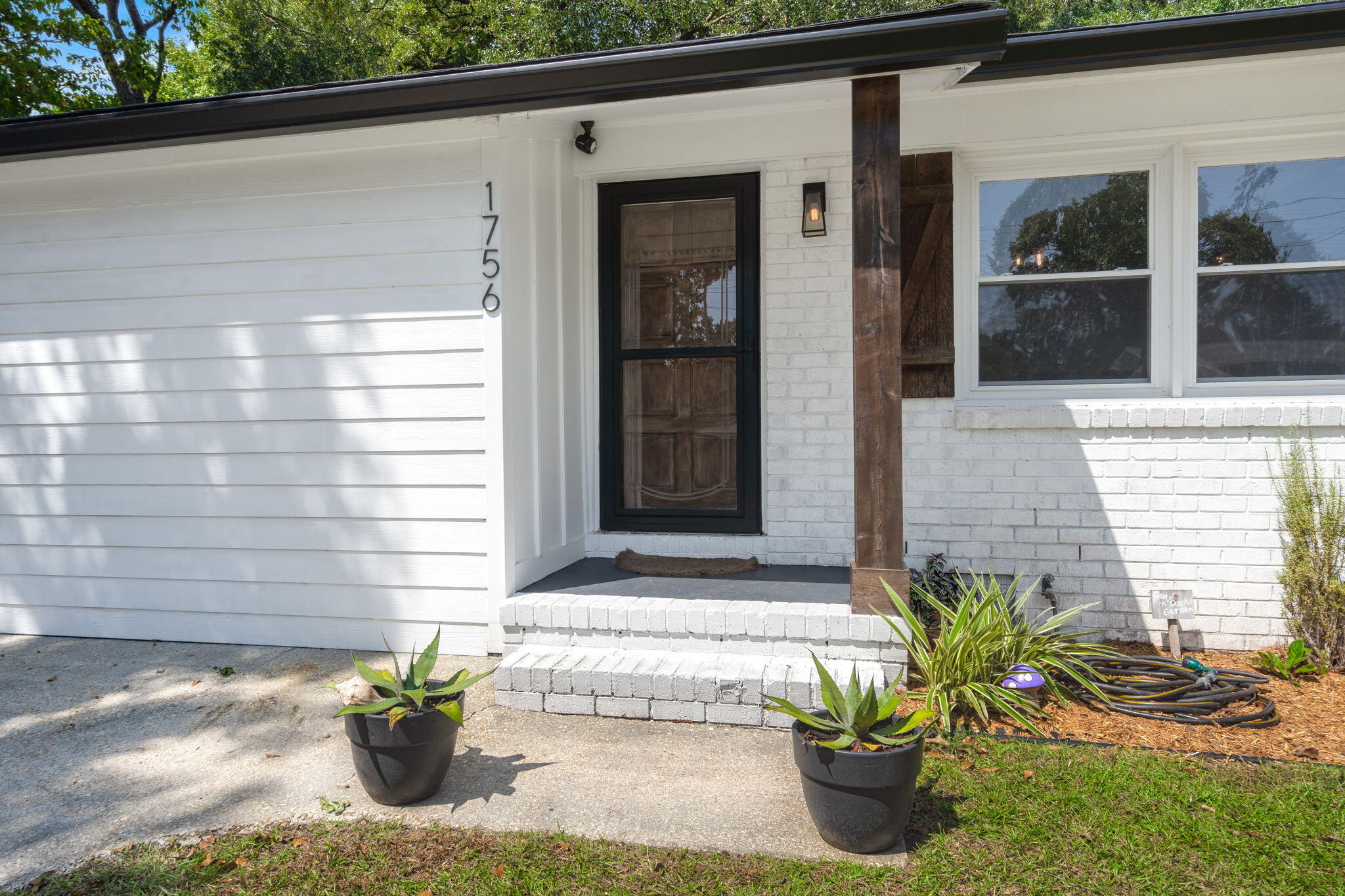 1756 Pittsford Cir
