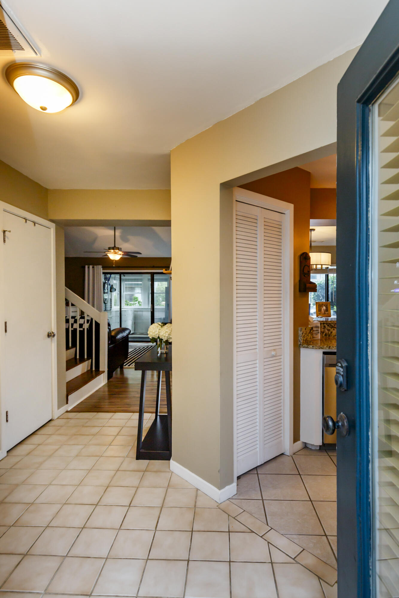 1148 Shadow Lake Circle