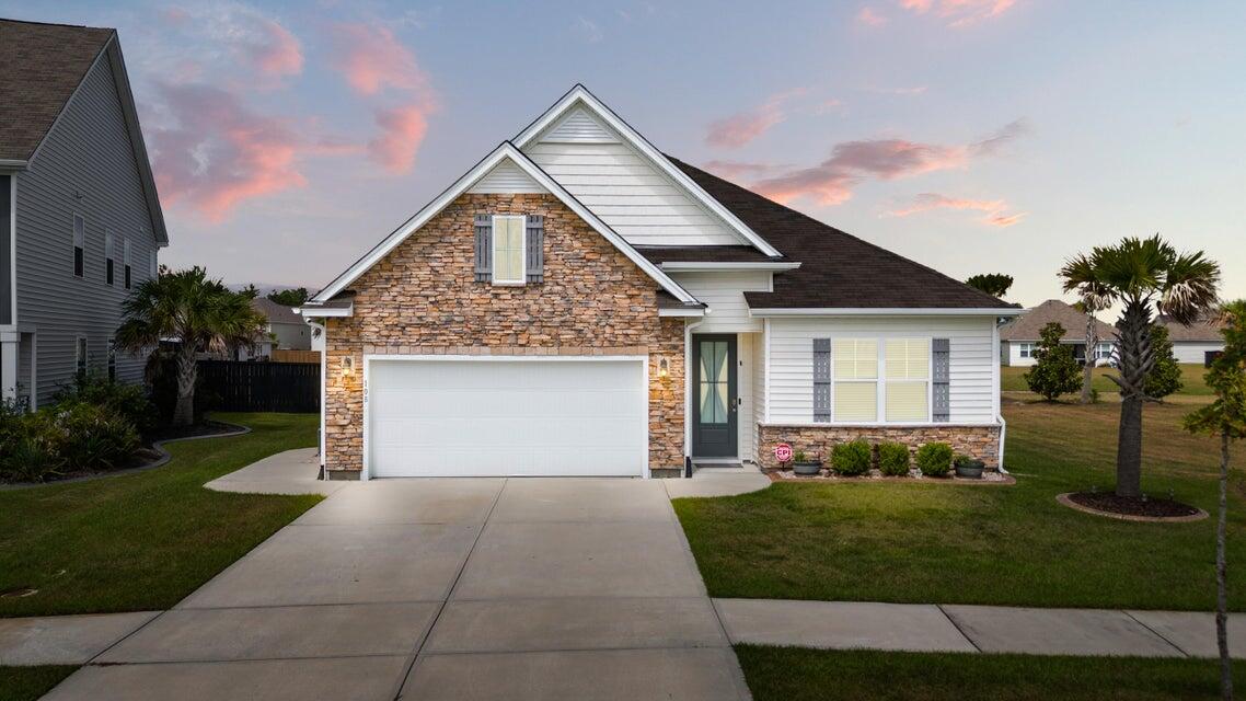 108 Delisle Court