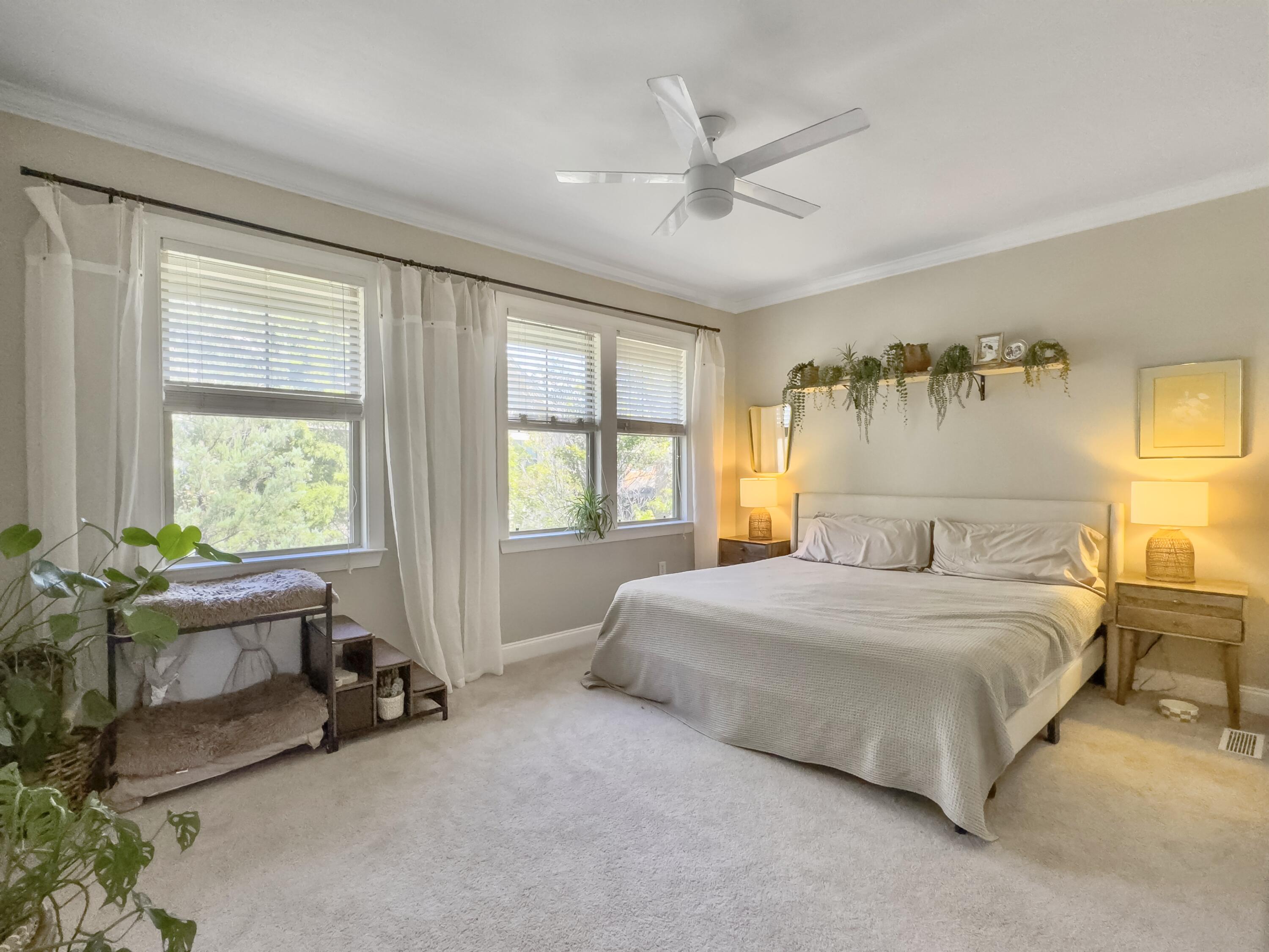 5520 Colonial Chatsworth Circle