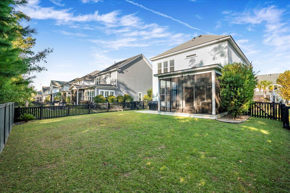 2902 Clearwater Drive