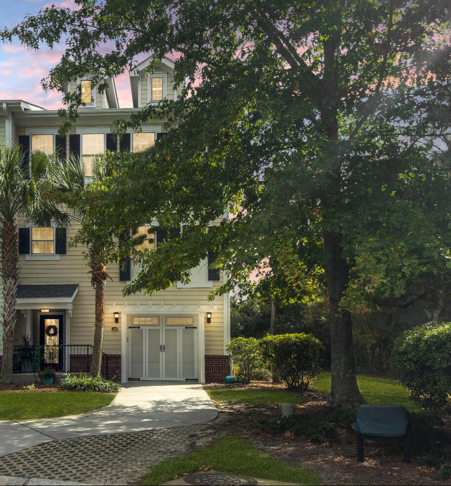 128 Summers Creek Court