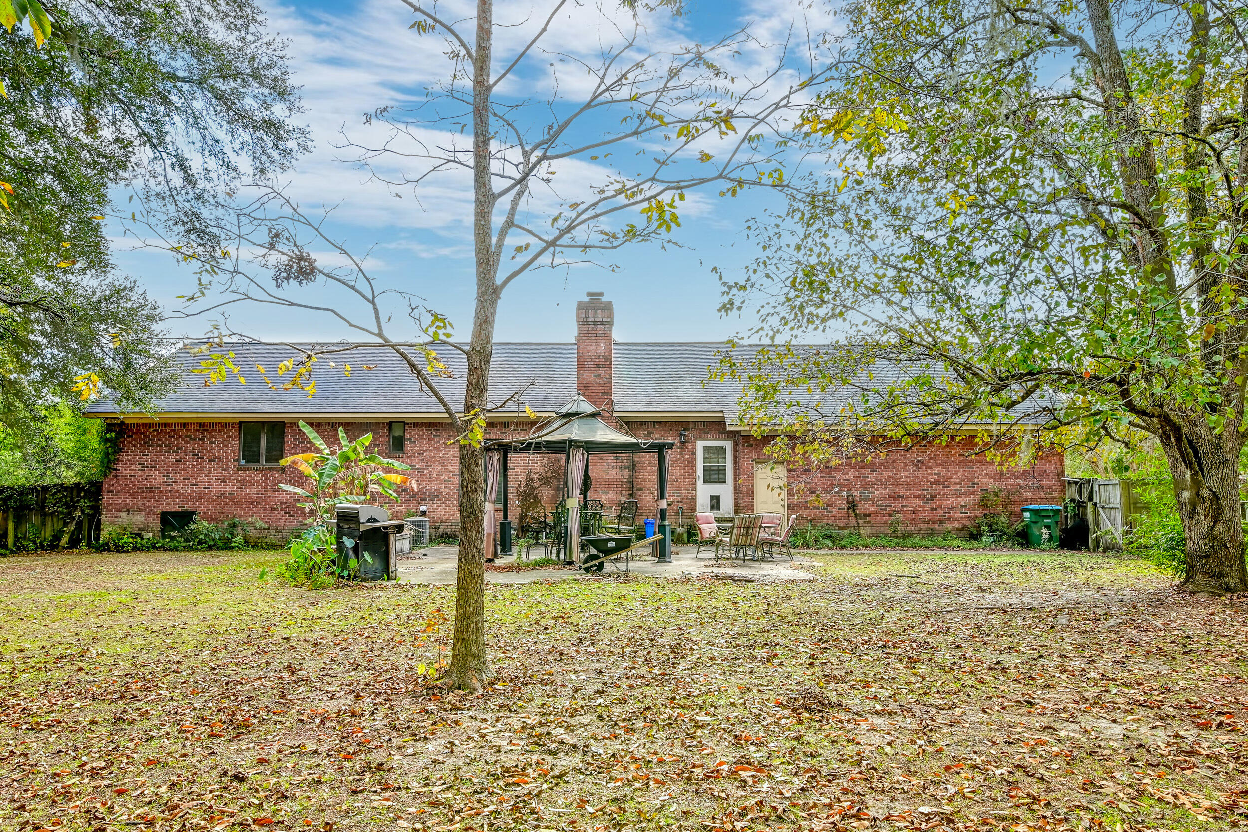 185 Old Fort Drive