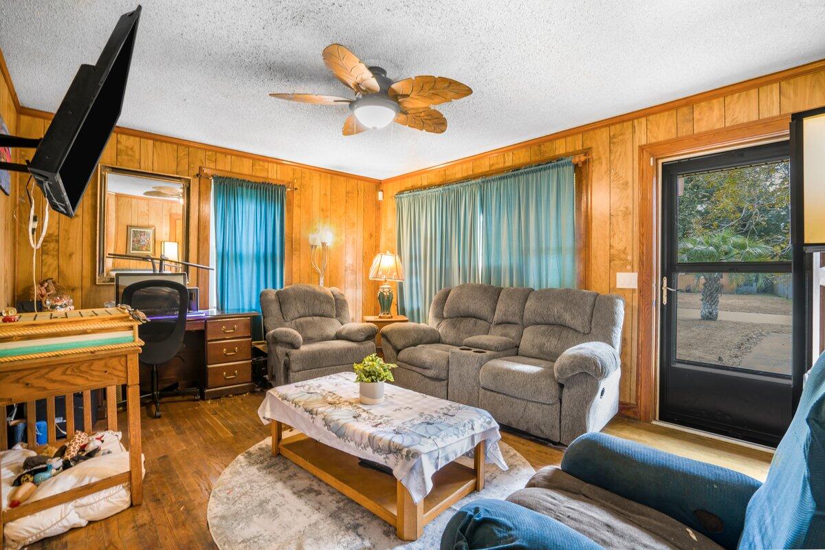 1774 Lady Ashley Street