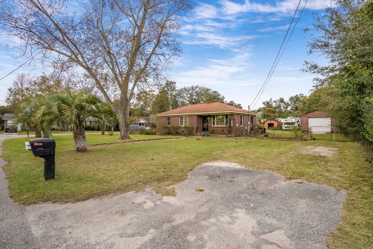 1774 Lady Ashley Street