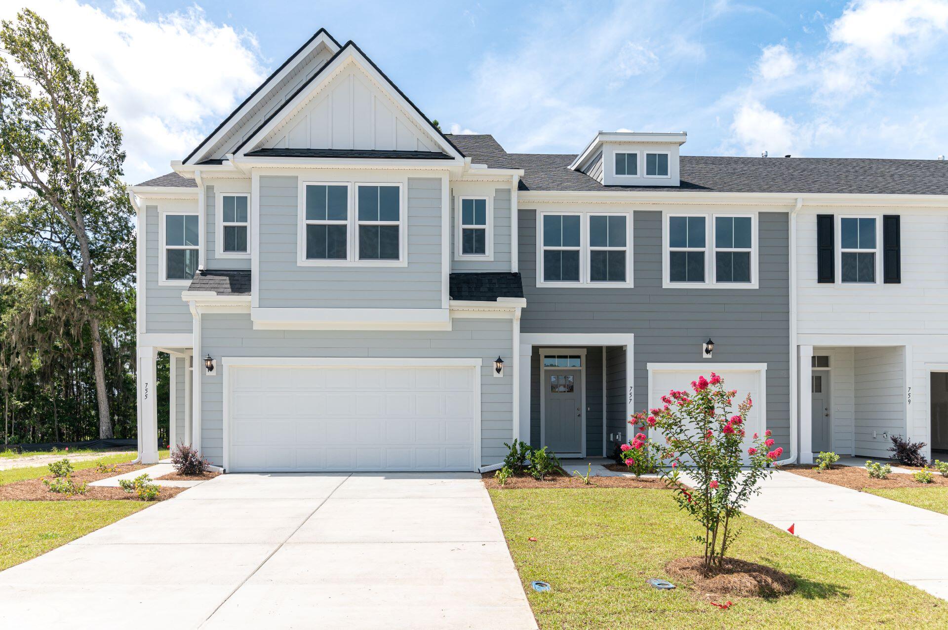 567 Trotters Lane # 223
