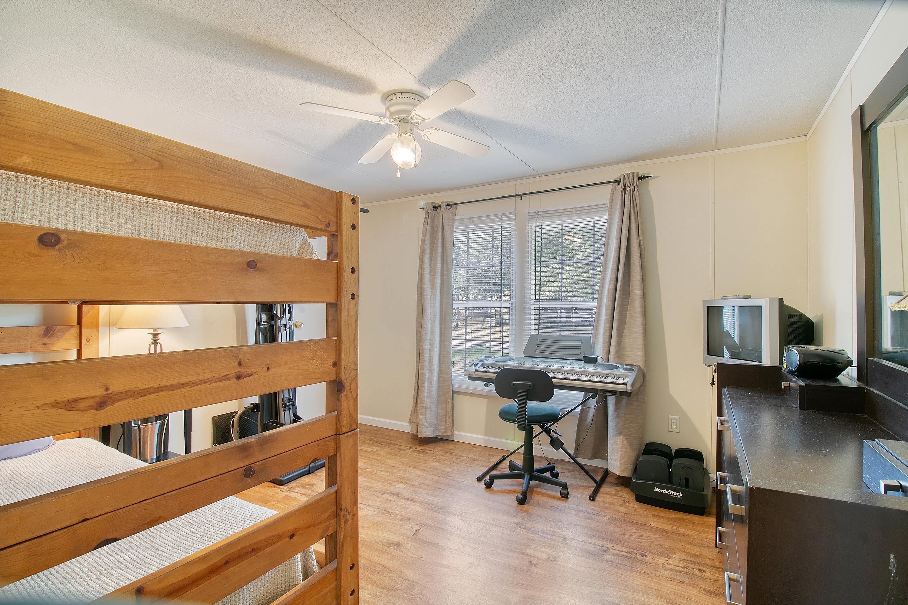 614 Deepwood Court