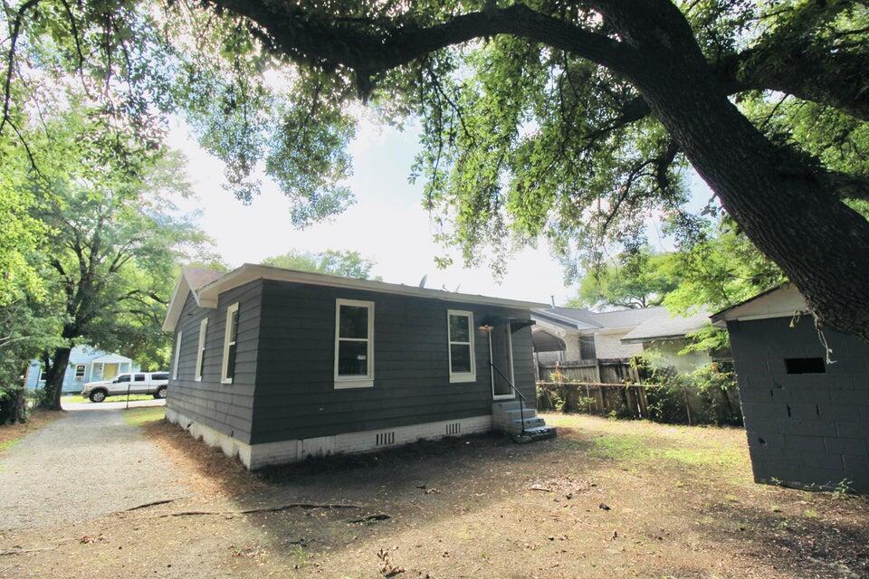 2755 W Surrey Drive