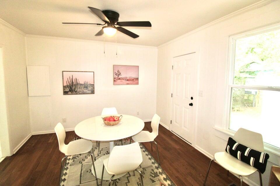 2755 W Surrey Drive