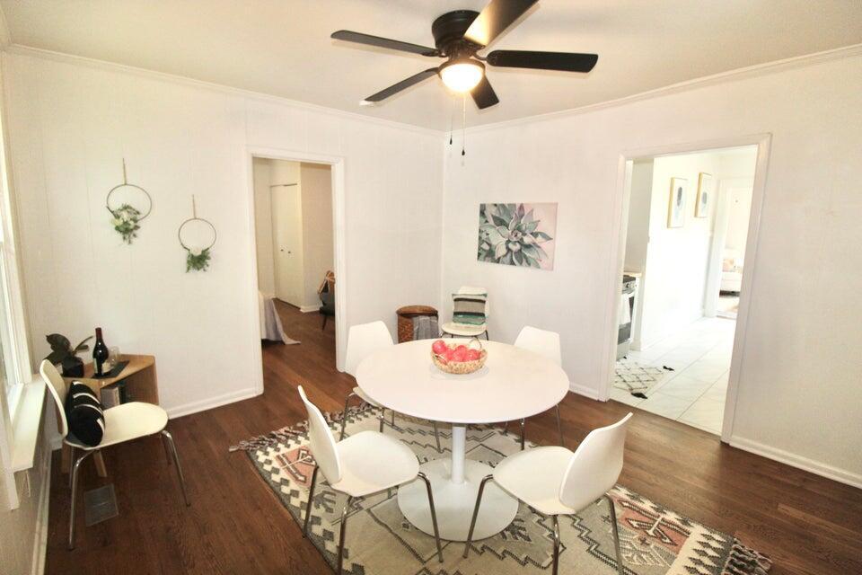 2755 W Surrey Drive