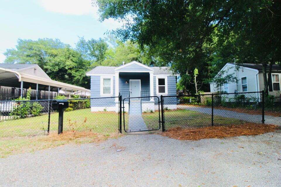 2755 W Surrey Drive
