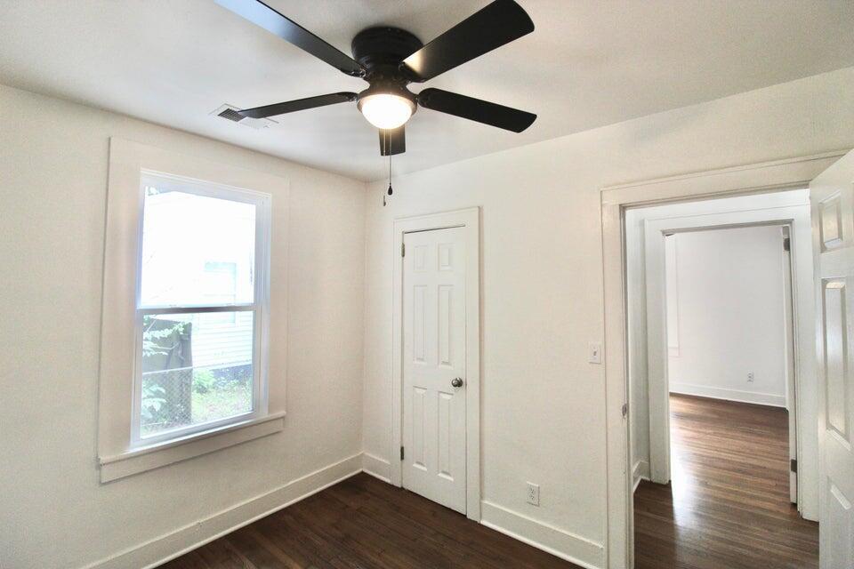 2755 W Surrey Drive