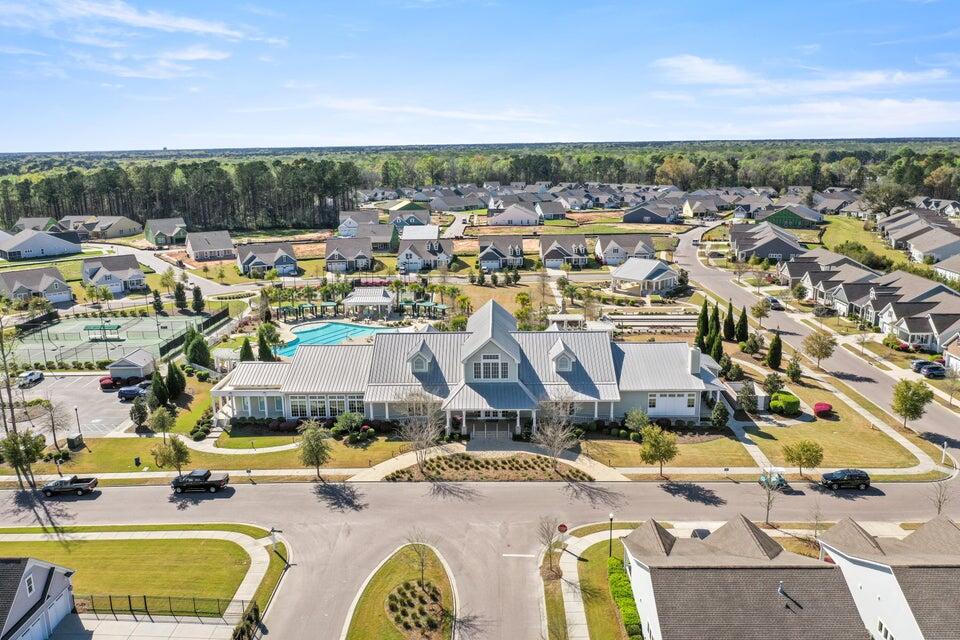 1048 Old Field Drive
