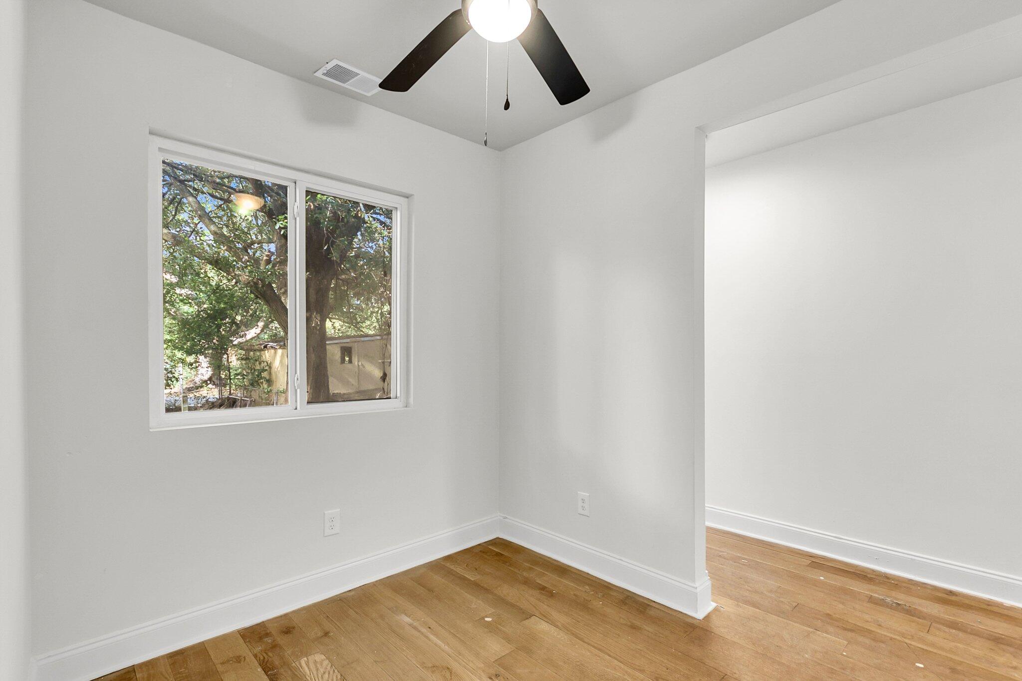 2720 W Surrey Drive