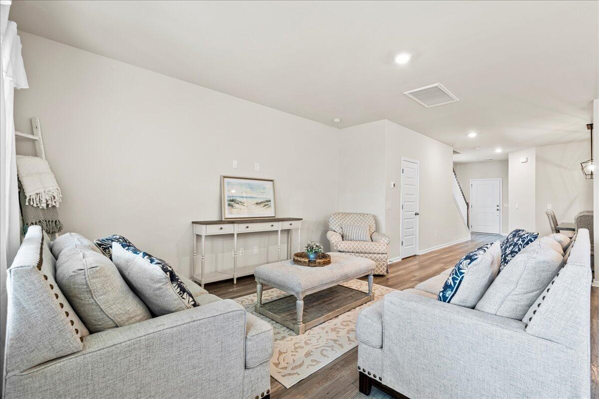 110 Upper Trestles Avenue