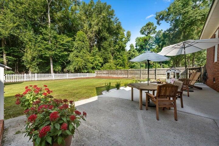 509 King Charles Circle