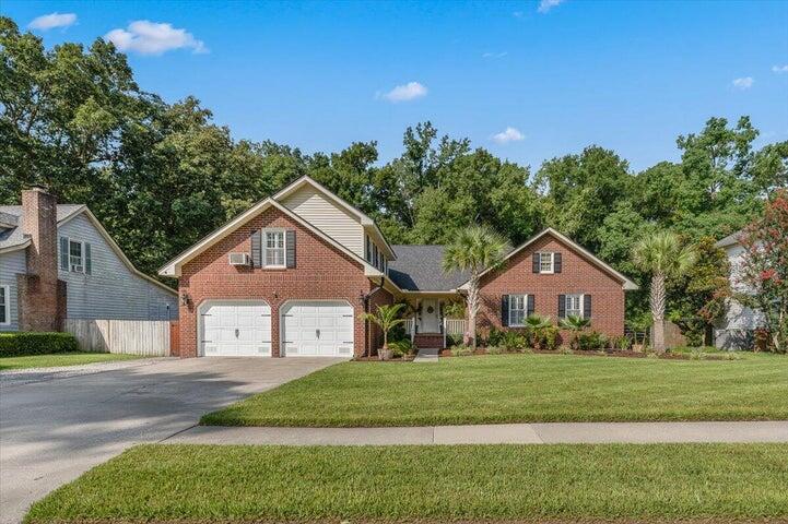 509 King Charles Circle