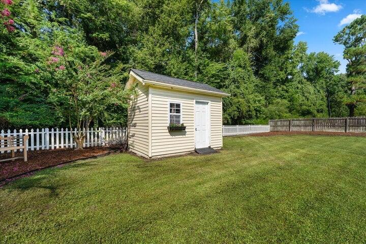 509 King Charles Circle