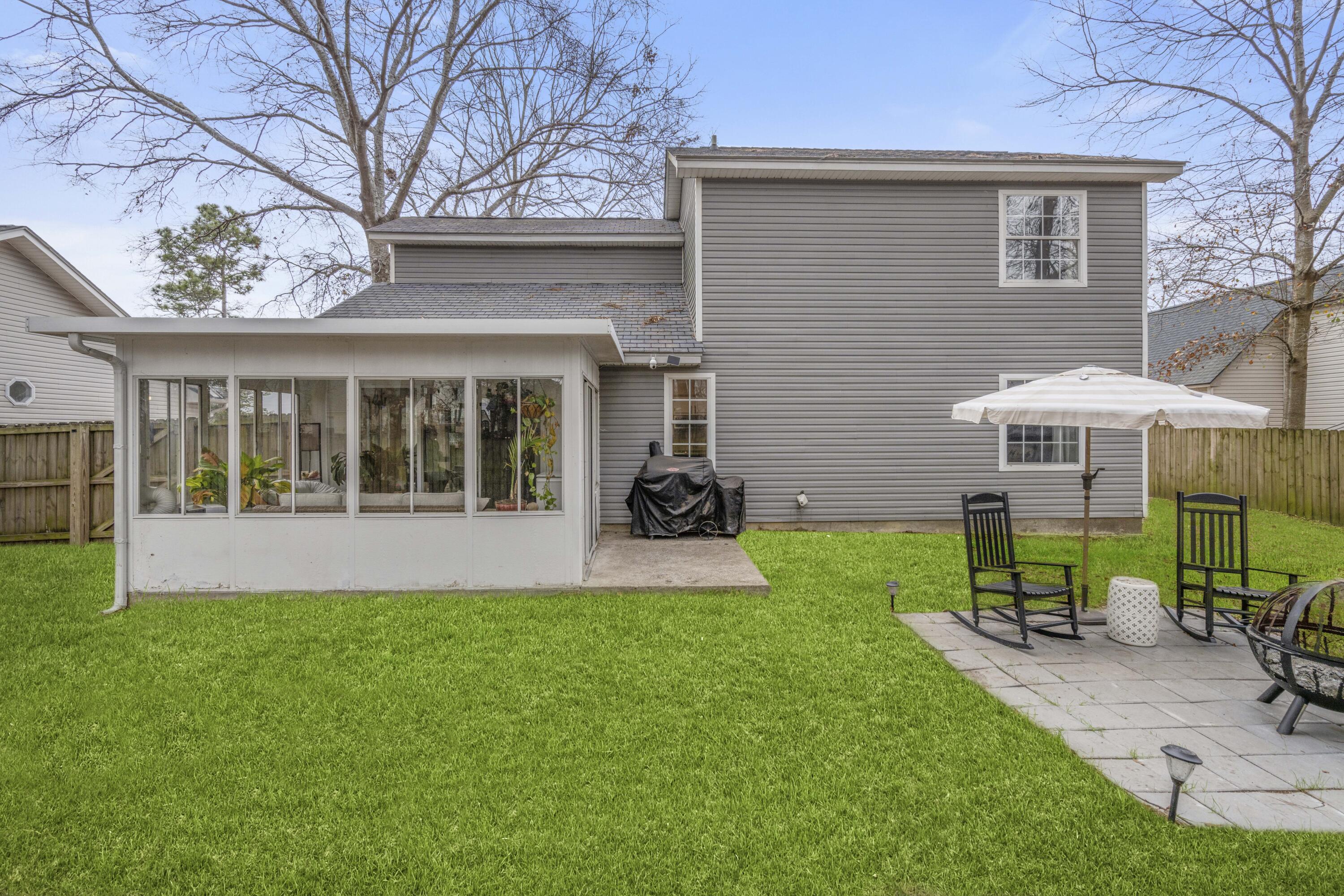 172 Paddock Way