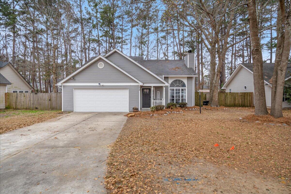 172 Paddock Way