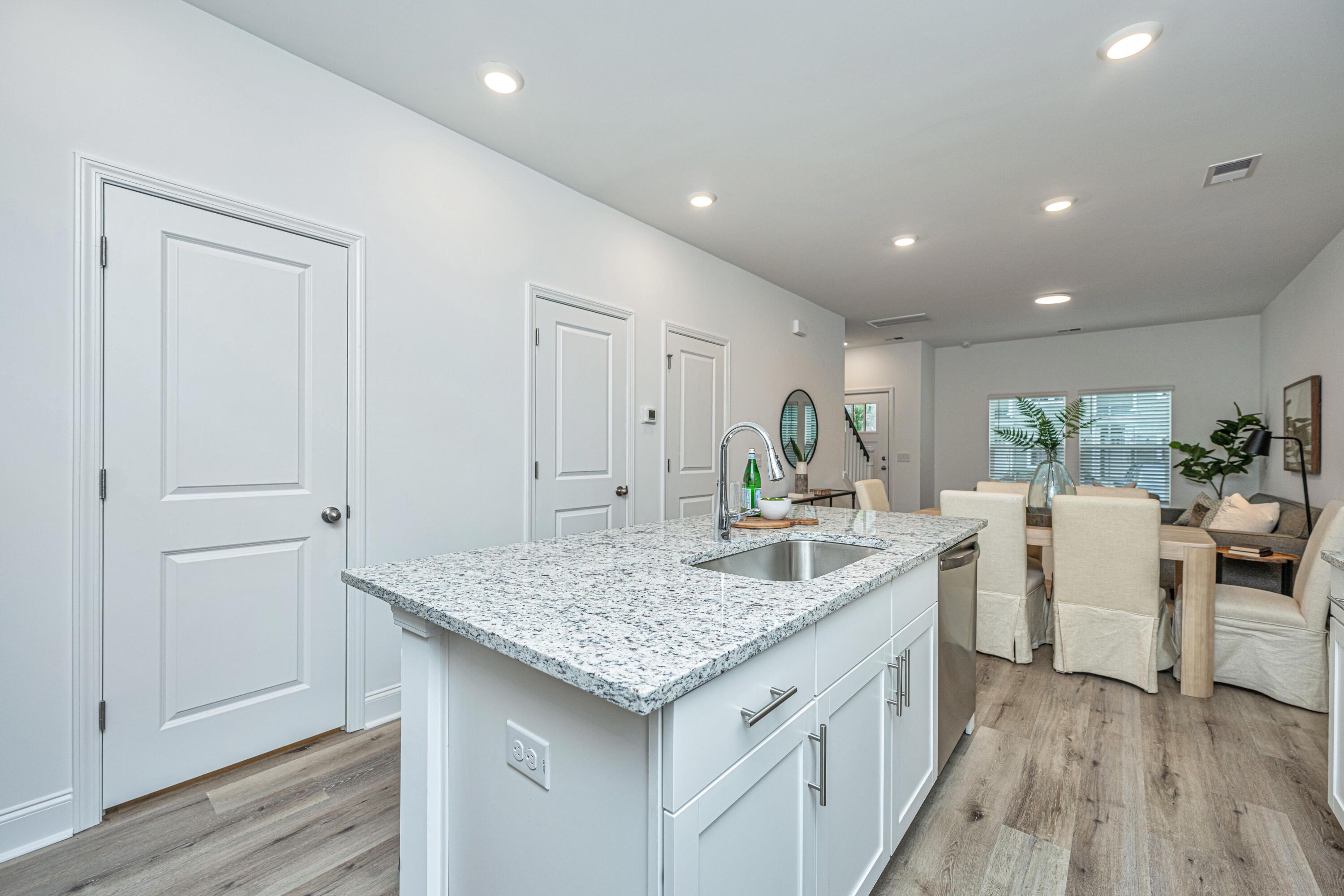 1501 Twin Rivers Drive # 37