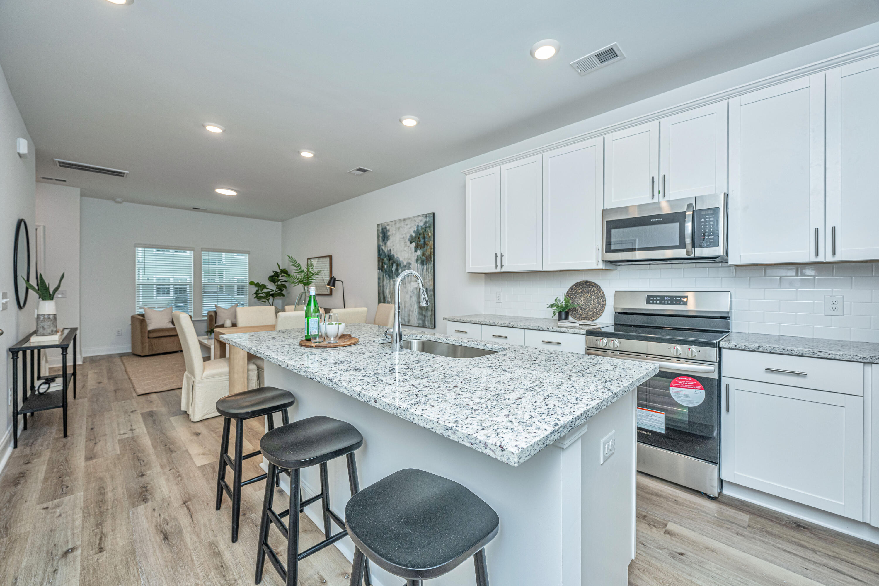 1501 Twin Rivers Drive # 37